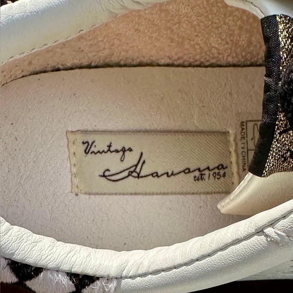 Vintage Havana White Star Sneakers - Picture 12 of 13